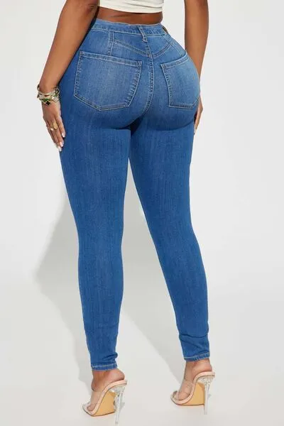 Chic Distressed High-Waisted Denim Jeans with Handy Pockets