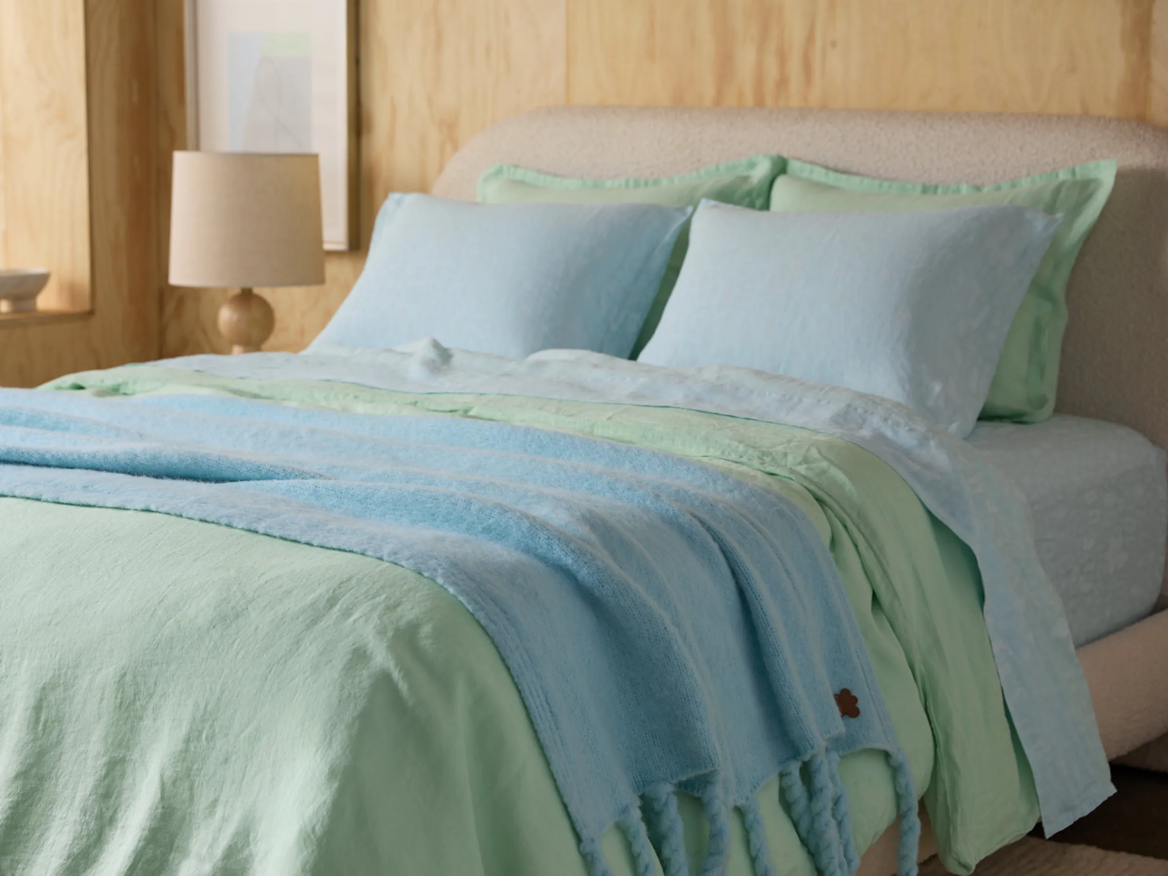 le FLEUR* Alpaca Fringe Throw (Geneva Blue)