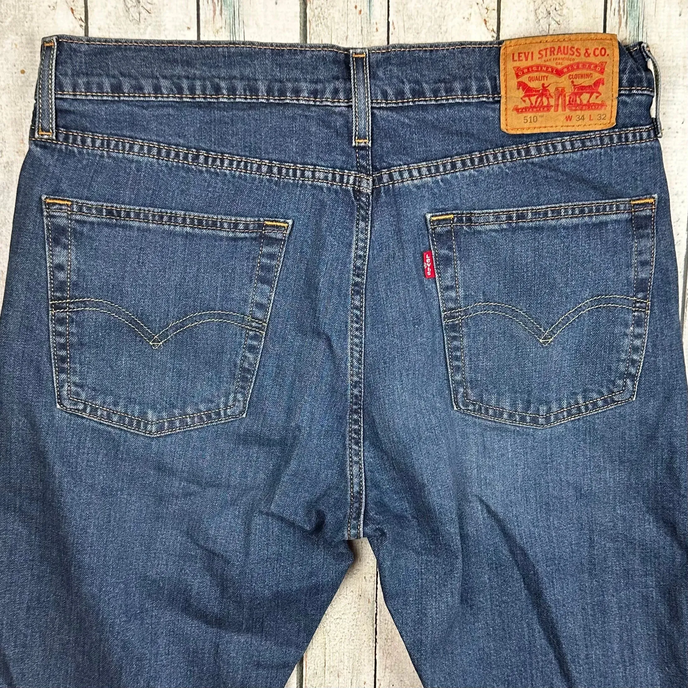 Levis 510  Mens Vintage Wash Slim Fit Jeans -Size 34/32