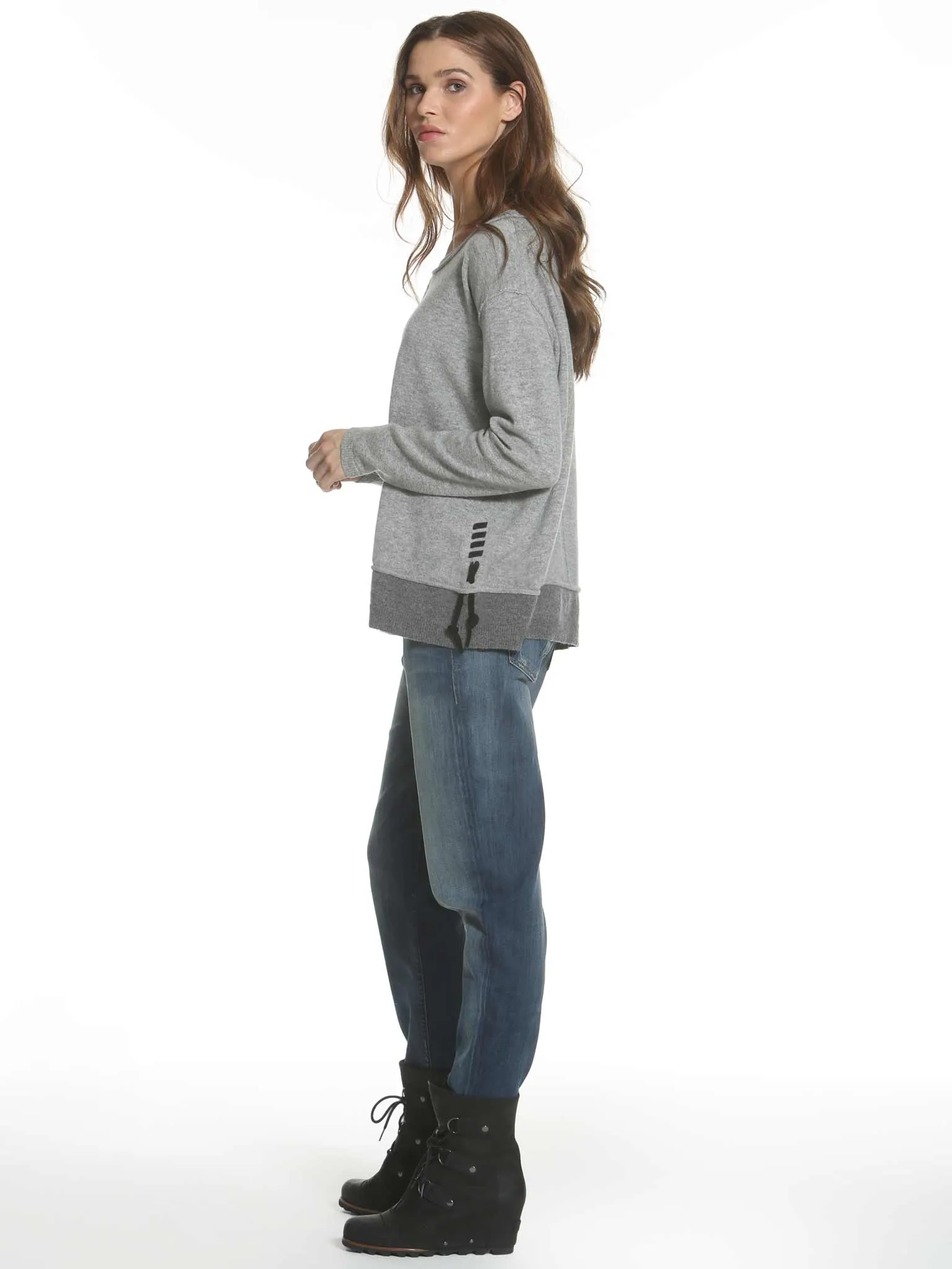 Luxe Hem Stitch Crew - Grey