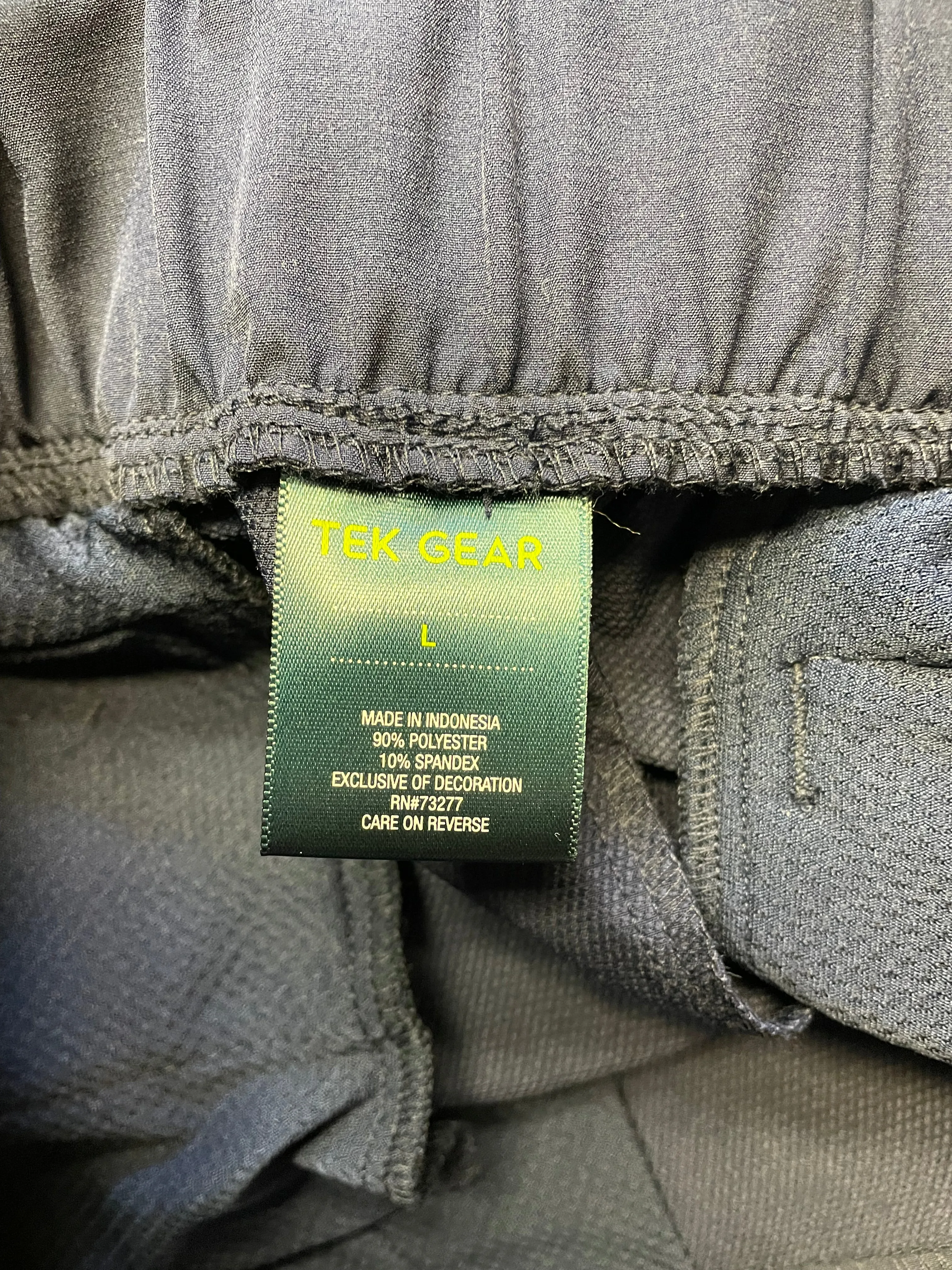 Tek Gear Flat Front Women's Shorts (L)