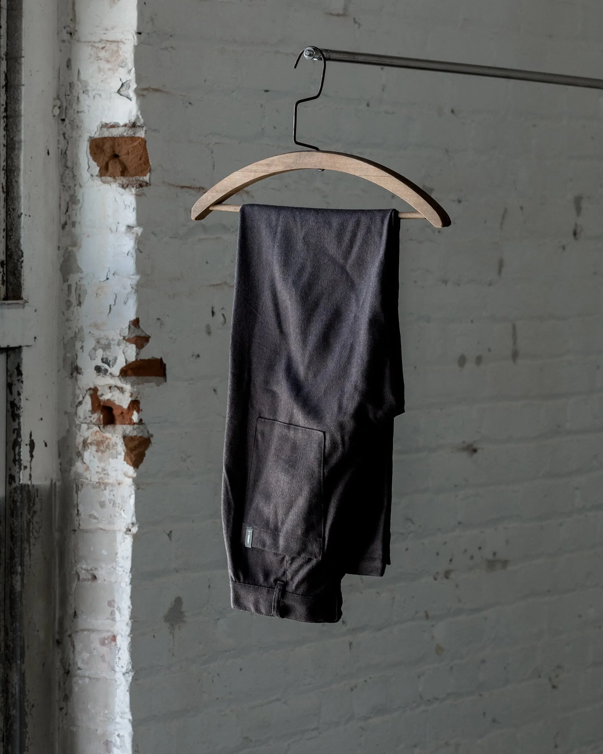 The Womens Light Wool Pant