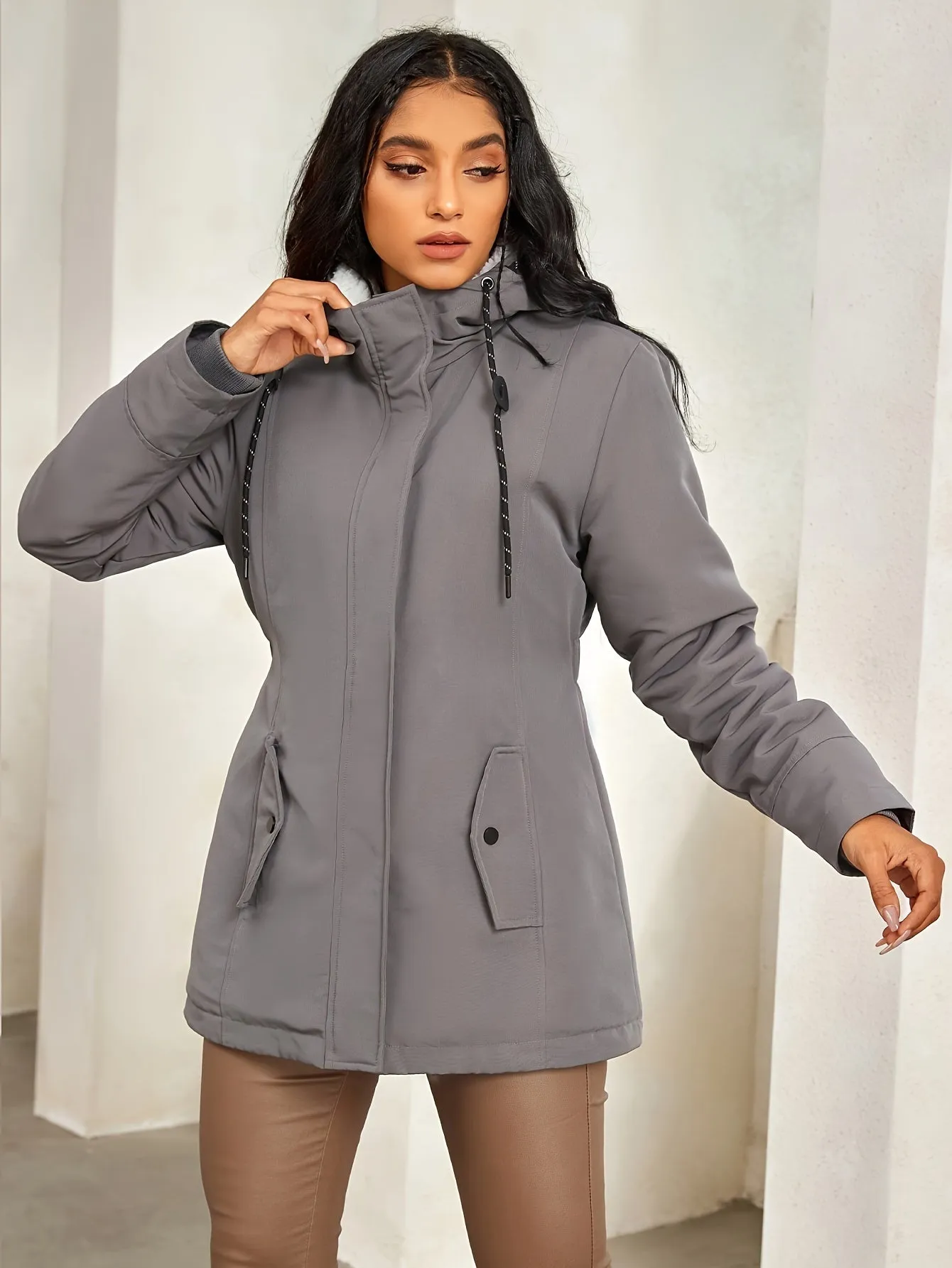 Women’s Luxurious Grey Zip-Up Hooded Faux Fur Lined Coat | Ideal for Autumn/Winter