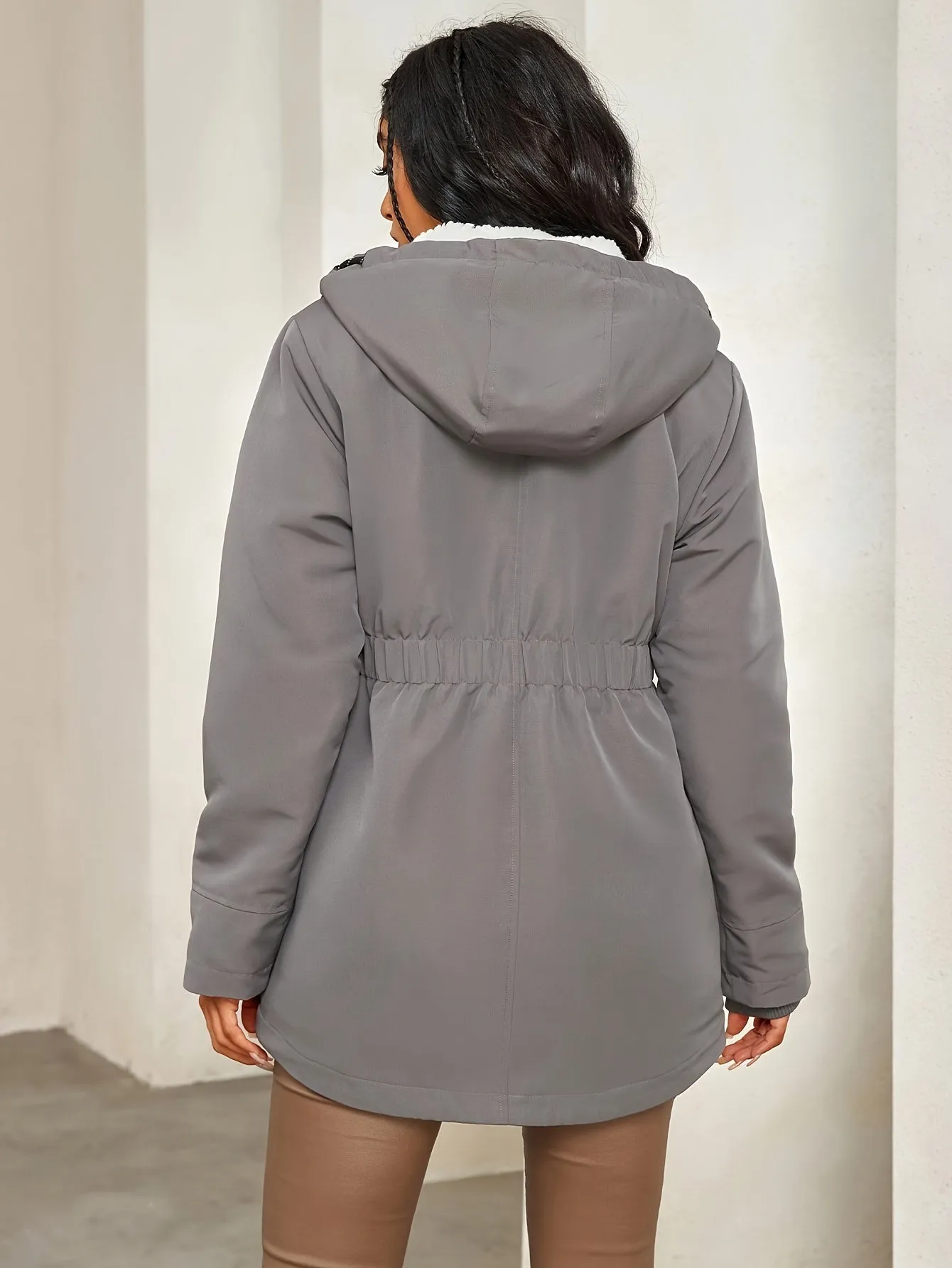 Women’s Luxurious Grey Zip-Up Hooded Faux Fur Lined Coat | Ideal for Autumn/Winter