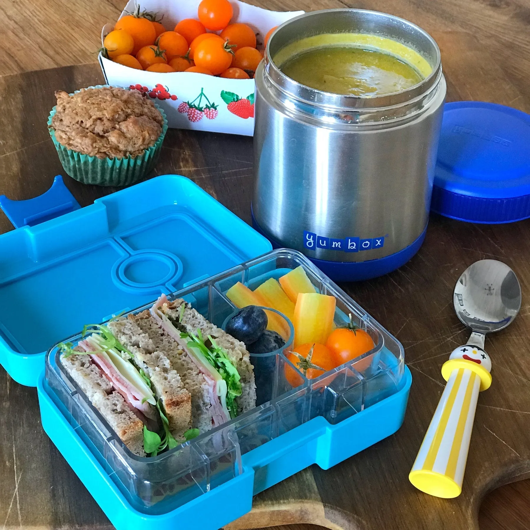 Yumbox Zuppa Thermal Food Jar With Spoon And Band